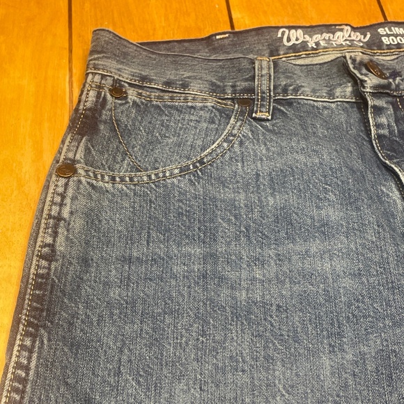 Wrangler Retro Slim Boot Jeans 30x36 Medium Wash Style 1077MWZWO - Picture 3 of 16